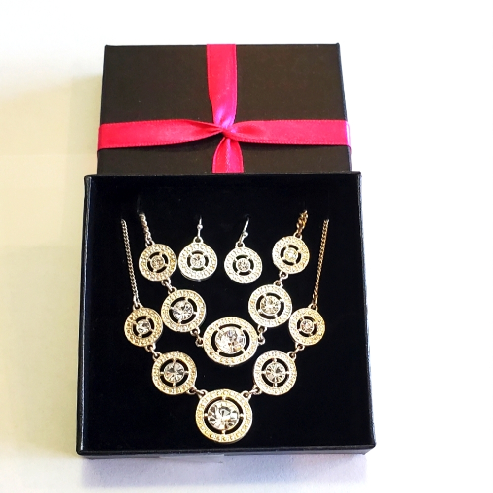 Sterling Silver Crystal/Rhinestone Necklace, bracelet, earrings jewelry set 4pc